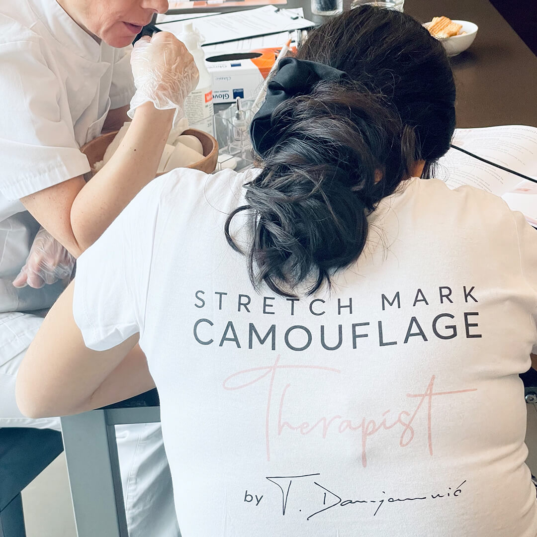 stretch-mark-camouflage-training_0004_IMG_5290.jpg